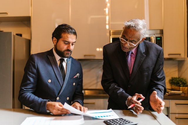 Discussing on financing